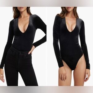 Good American Velvet Deep V Long Sleeve bodysuit - Black Small